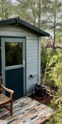 Schönes Haus mit Blick auf die Landschaft in idyllischer Umgebung mit absoluter Privatsphäre