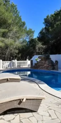 Encantadora casa familiar a un paso de las playas de Cala Mastella y Cala Llenya