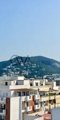 Extra geräumiges Penthouse mit Meerblick in Santa Eulalia