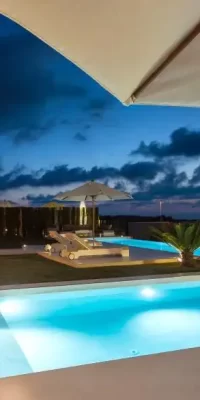 Luxe villa met zes slaapkamers in een luxe urbanisatie in Cala Conta