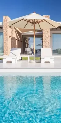 Luxurious six-bedroom villa in a luxury urbanization in Cala Conta