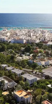 Sviluppo di lussuose ville nella posizione ambita di Santa Eulalia