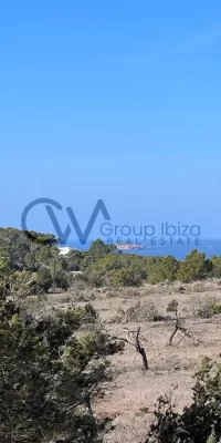 Villa de nueva construcción con impresionantes vistas cerca de la playa en Cala Conta