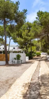 Private and charming Villa in Sa Carroca with Independent Guesthouse