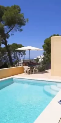 Villa su due piani in una tranquilla zona residenziale a Sant Antoni de Portmany