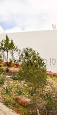 Villa con vista panoramica sul mare a San Carlos – un’opportunità di investimento unica