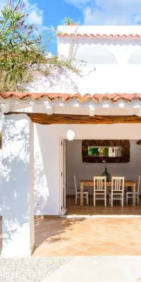 Une maison pleine de confort dans une beauté naturelle à vendre