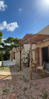 Preciosa villa de lujo cerca de la impresionante playa de Cala Saona en Formentera