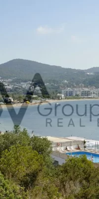 Precioso apartamento reformado en primera línea de playa en Talamanca – Ibiza