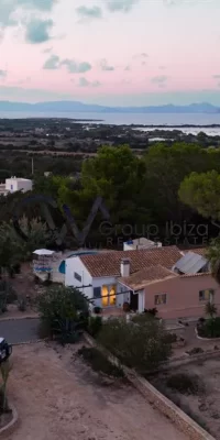 Luxe huis te koop in de idyllische omgeving van Formentera