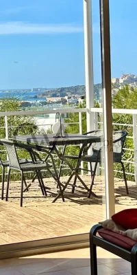 Villa exclusive à Talamanca avec des vues imprenables à vendre