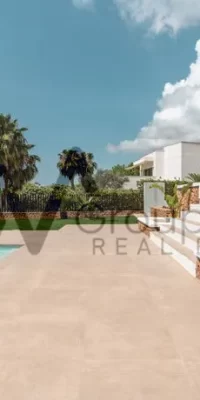 Villa exquise à vendre près de Playa d’en Bossa