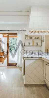 Fantastic luxury property in the exclusive area of Porroig with tourist license