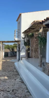 Bonito chalet reformado en venta en Formentera – Cala En Baster