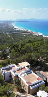 Spectaculair huis met panoramisch uitzicht in Formentera