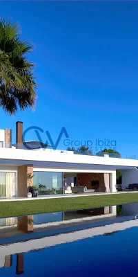 Hedendaagse villaoase op Ibiza