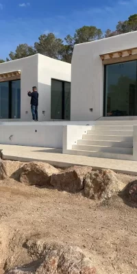 Wunderschöne BLAKSTAD-Villa mit atemberaubender Aussicht in der Nähe von Santa Gertrudis