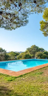 Lussuosa residenza a schiera con 2 camere da letto e piscina in comune a Can Pep Sim, Ibiza