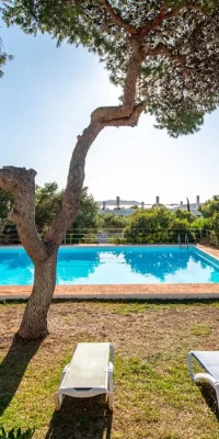 Luxe herenhuis met 2 slaapkamers en gedeeld zwembad in Can Pep Sim, Ibiza