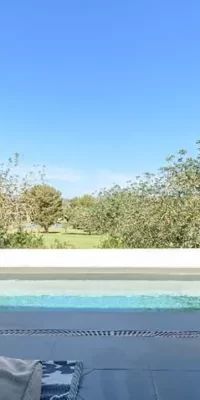 Fantastica casa a schiera con piscina privata in vendita