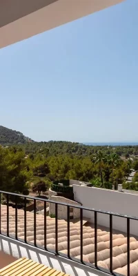 Villa esclusiva a Cap Martinet con vista mozzafiato sul mare