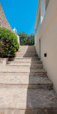 Luxusvilla auf Ibiza mit Panoramablick und außergewöhnlichen Annehmlichkeiten