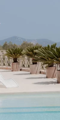 Villa de luxe à Ibiza avec vue panoramique et commodités exceptionnelles