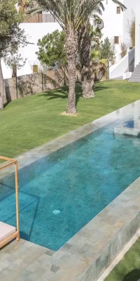 Villa de lujo orientada al sur en venta