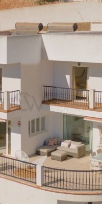 Exklusives Doppel-Penthouse mit privatem Pool und Meerblick