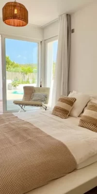 Bella villa con vista sul mare a Cap Martinet